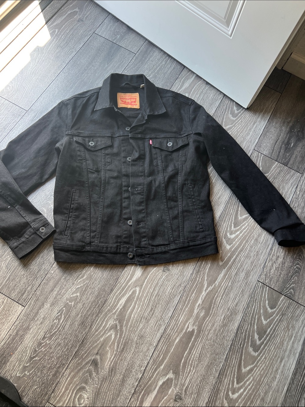 Levi's Black Denim Trucker Jacket - Men's Lightweight Shirt Jacket